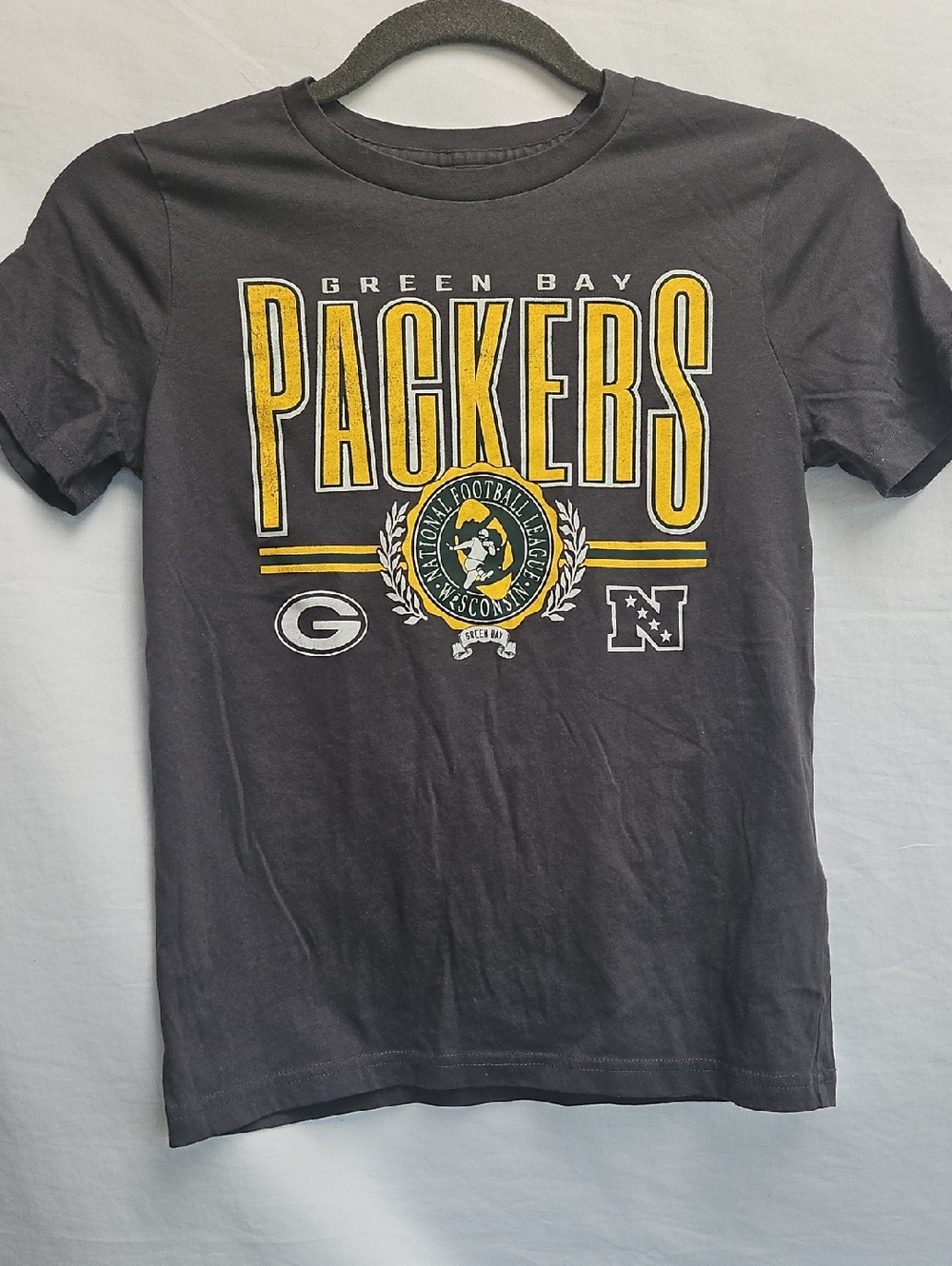 NFL Logo Printed Black Tee with Green Bay Packers Sz 9/10